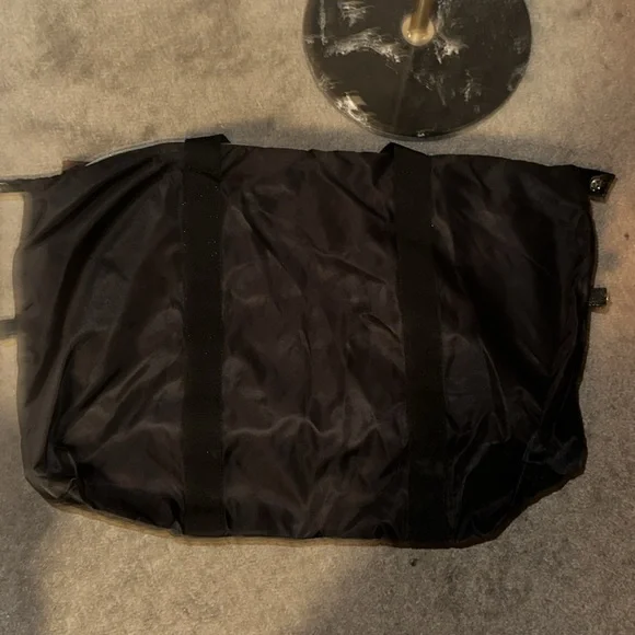 Victoria's Secret London 2014 Bag - Picture 2 of 4